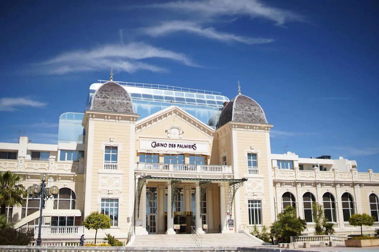 Casino Hotel Des Palmiers Йер