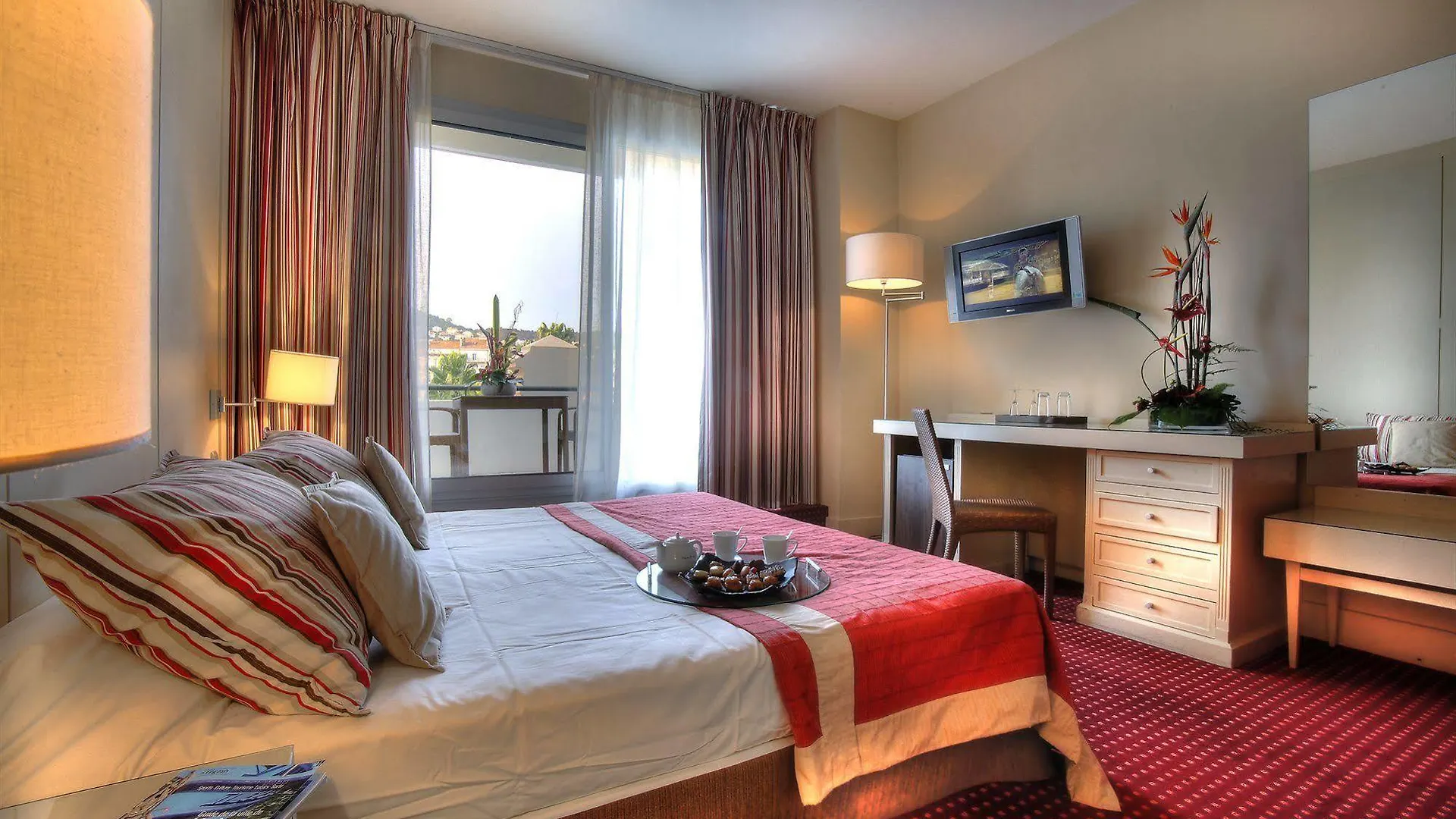Casino Hotel Des Palmiers Hyeres 4*,  France